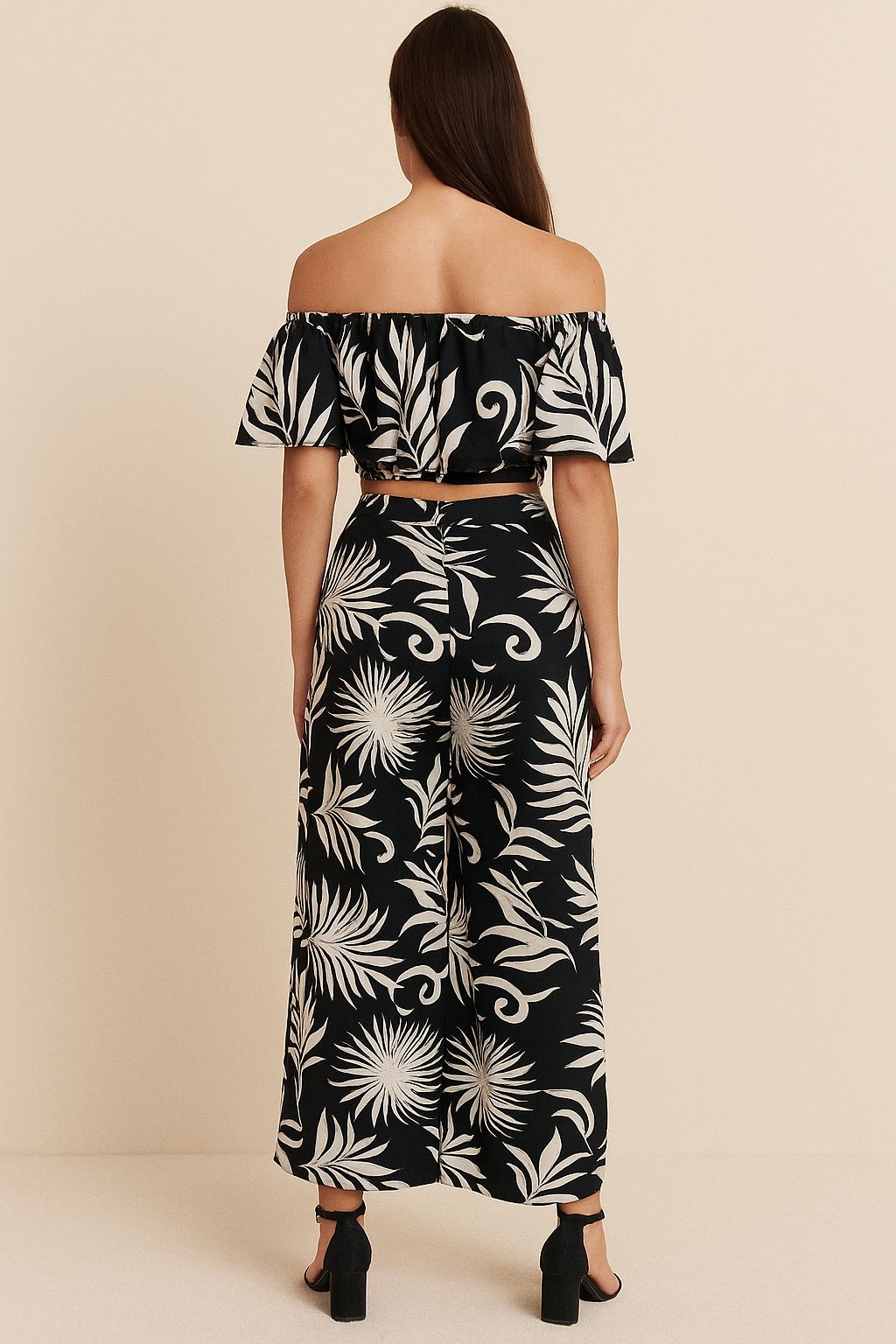 Black Off-Shoulder Crop Top with White Tropical Leaf Print and Puff Sleeves